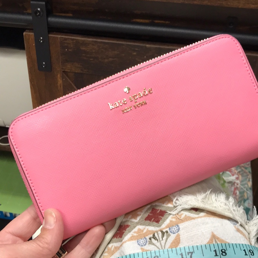 Kate Spade Large Continental Wallet Leather